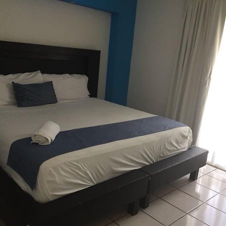 Hotel Santa Cruz Tehuantepec Santo Domingo Tehuantepec エクステリア 写真